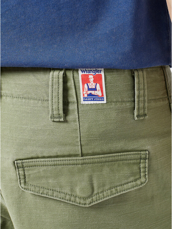 Wrangler Wrangler Szorty materiałowe CASEY CARGO SHORT Zielony Regular Fit