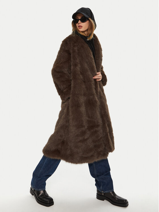Eleh Eleh Futro MARRONE E00192 Brązowy Regular Fit