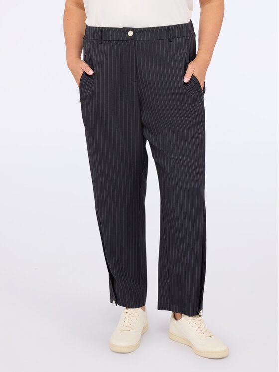 Fiorella Rubino Fiorella Rubino Pantaloni di tessuto P160T004989N0Z4 Blu Boy Fit