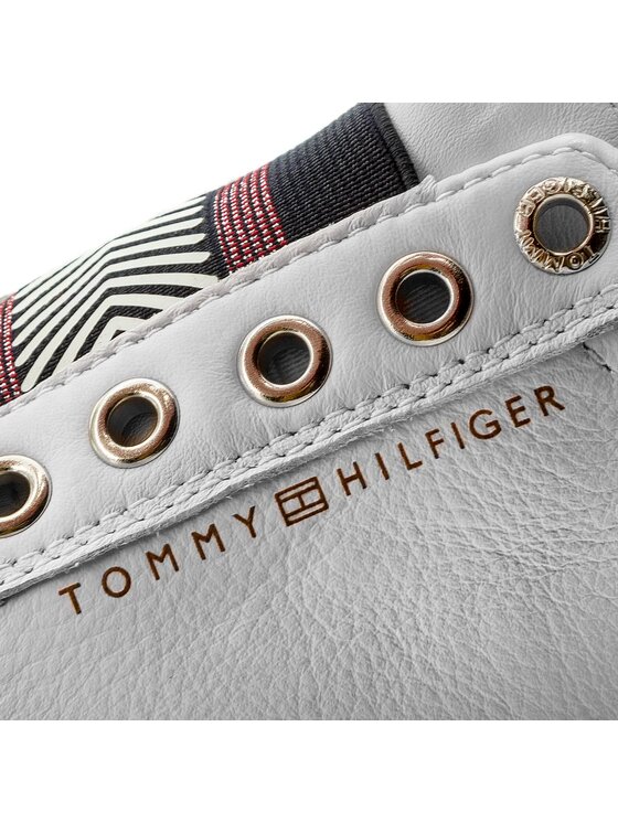 tommy hilfiger venus 8