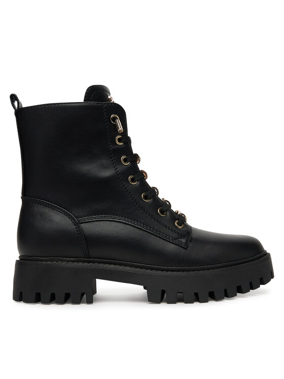Trapery Guess