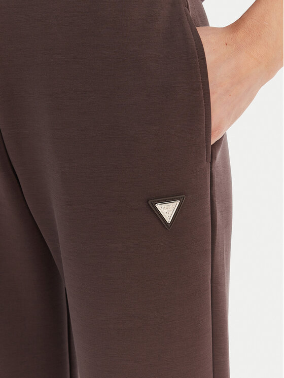 Guess Guess Pantaloni da tuta V4YB08 KCAY2 Marrone Regular Fit