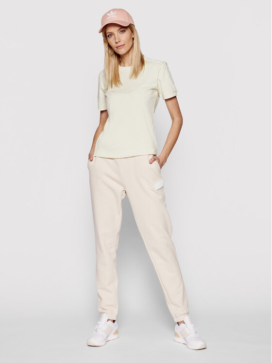 adidas T-Shirt 3 Stripes GN2786 Béžová Regular Fit | Modivo.cz