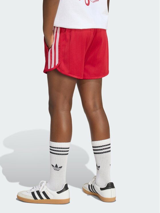 adidas adidas Szorty materiałowe 165395 Czerwony Loose Fit