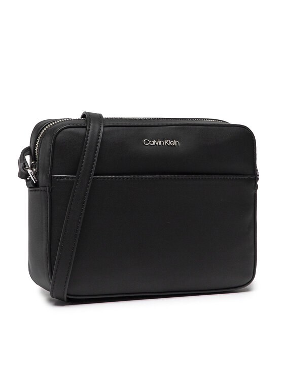 Calvin Klein Torebka Ck Must Camera Bag W/Slip Pkt K60K609680 Czarny