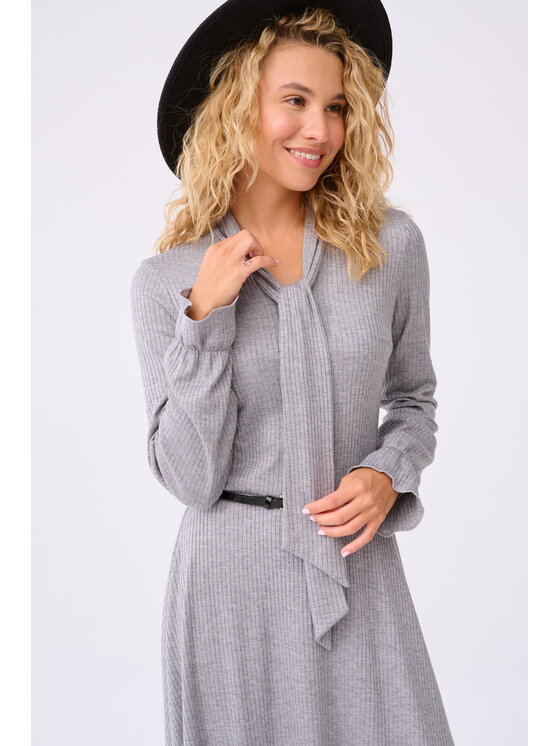 blue shadow blue shadow Sukienka codzienna Carrie BS Szary Standard Fit