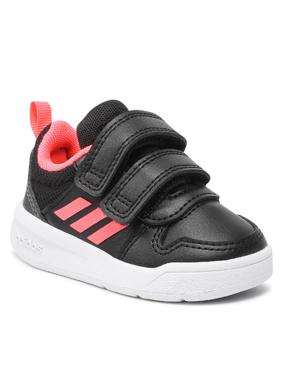 Παπούτσια adidas