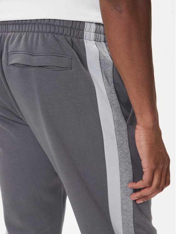 Under Armour Under Armour Spodnie dresowe Ua Rival Fleece Colorblock 6003954 Szary Loose Fit