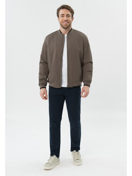 Volcano Volcano Kurtka bomber J-TOBIAS Czarny Regular Fit