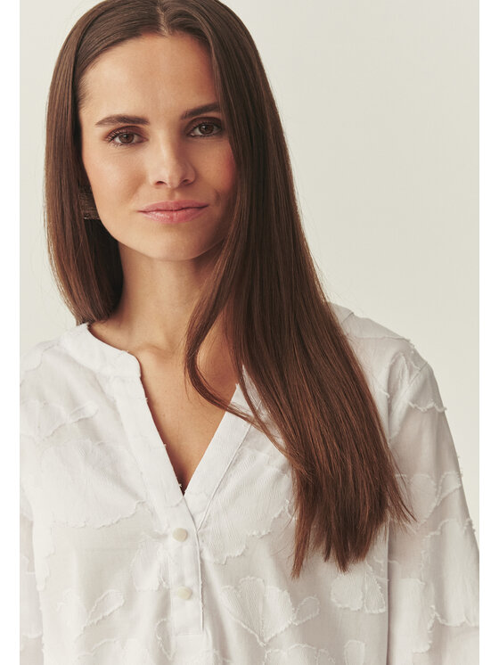 TATUUM TATUUM Bluzka NOXE Biały V-Neck Fit