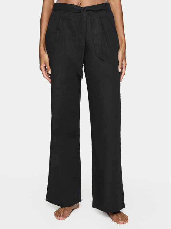 Triumph Triumph Medžiaginės kelnės Summer 10222571 Juoda Relaxed Fit