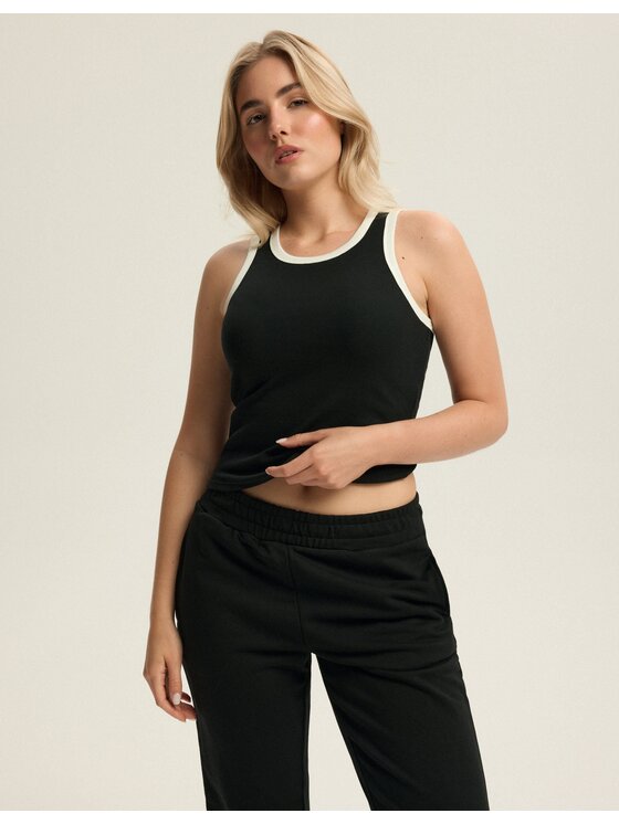 Esotiq Esotiq Top 43764 Czarny Regular Fit