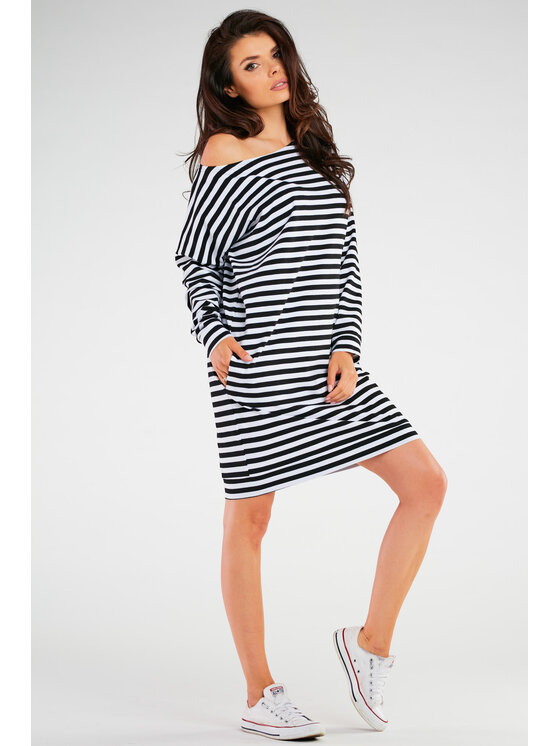 Infinite You Infinite You Sukienka dzianinowa M257 Czarny Basic Fit