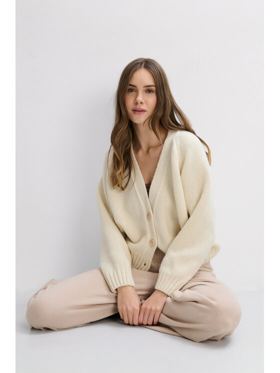 Fobya Fobya Spodnie materiałowe F2118 Beżowy Basic Fit