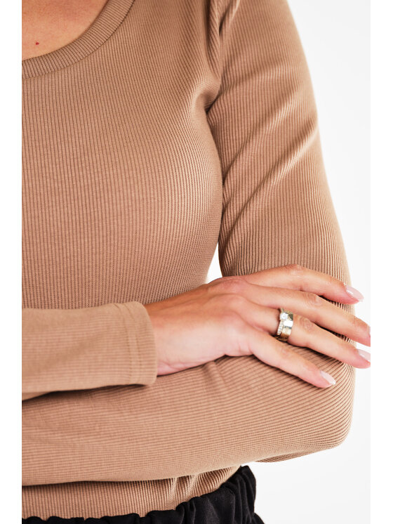 Infinite You Infinite You Body M287 Beige Basic Fit