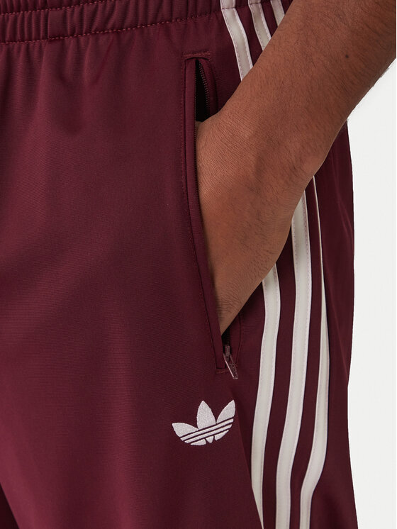 adidas adidas Donji dio trenerke KE1651 Tamnocrvena Regular Fit