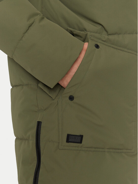 Halti Halti Зимно яке Linjat 065-0419 Зелен Regular Fit