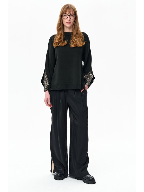 blue shadow blue shadow Sweter Celeste Czarny Regular Fit