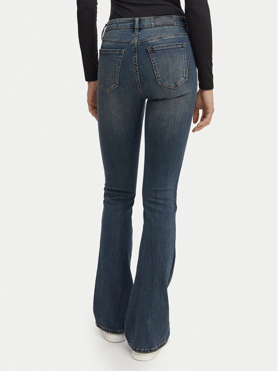 Armani Exchange Armani Exchange Jeansy XW000132 AF10863 MB001 Granatowy Regular Fit