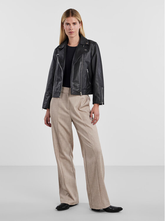 YAS YAS Prijelazna jakna 26031785 Crna Regular Fit