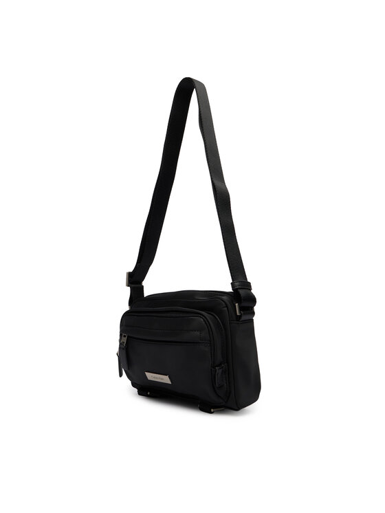 Calvin Klein Calvin Klein Ľadvinka Sleek Utility Camera Bag LV04D3339G Čierna