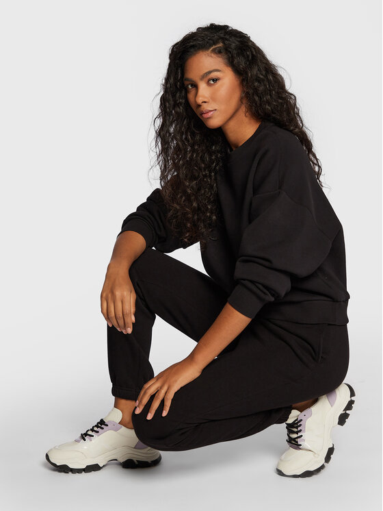 Gina Tricot Gina Tricot Mikina Basic 10943 Černá Relaxed Fit