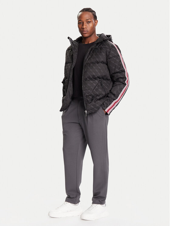 Guess Guess Übergangsjacke 179264 Schwarz Classic Fit