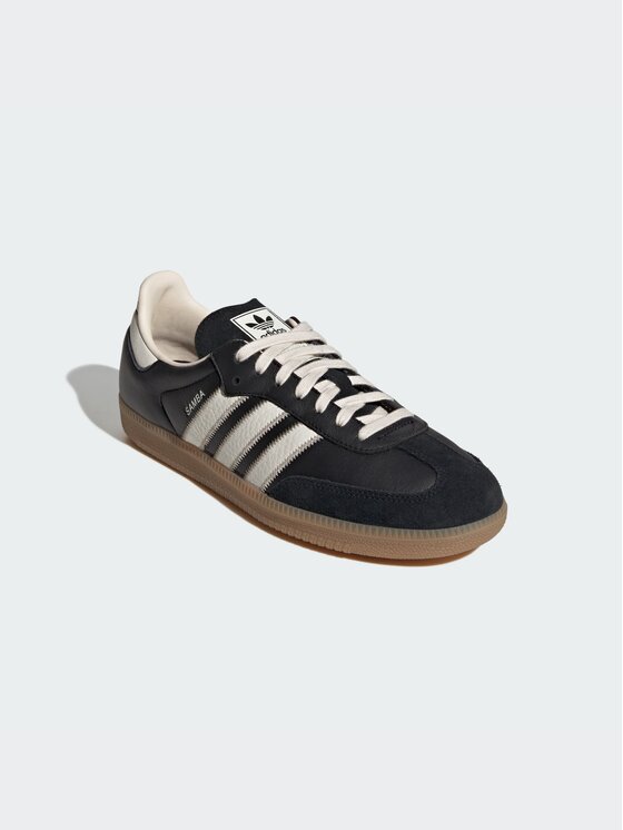 adidas adidas Sneakersy 168263 Czarny