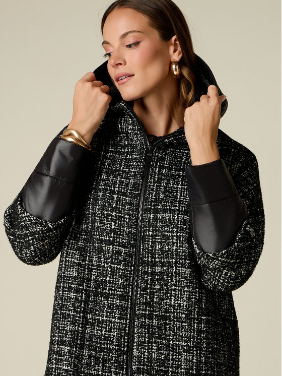 Oltre Oltre Płaszcz zimowy 8044J000289N0Z3 Czarny Baggy Fit