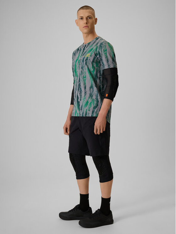 4F 4F Szorty rowerowe GET LOST FEEL FOUND Czarny Regular Fit