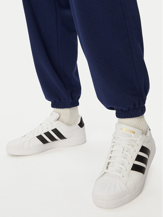 adidas adidas Sportinės kelnės Seasonal Essentials Collegiate French Terry Cuffed KG0521 Tamsiai mėlyna Regular Fit