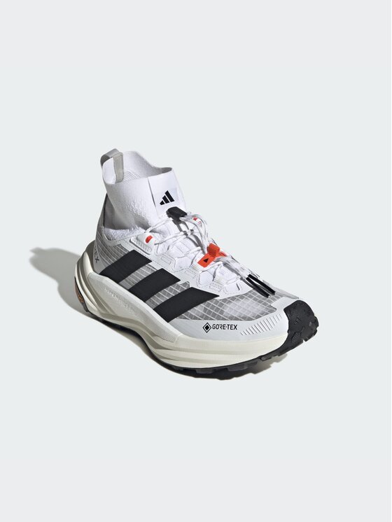 adidas adidas Trekkingi 168242 Biały