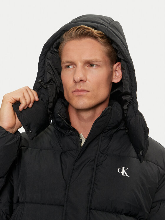 Calvin Klein Jeans Calvin Klein Jeans Зимно яке Essentials J30J326109 Черен Regular Fit