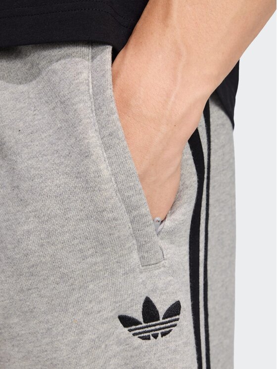 adidas adidas Szorty materiałowe 159264 Szary Regular Fit