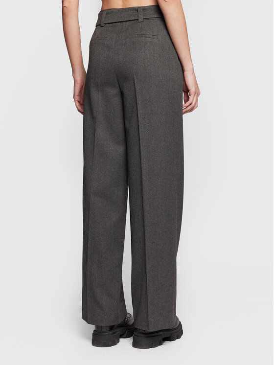 NAF NAF NAF NAF Spodnie materiałowe Evana P1 THNP32 Szary Relaxed Fit
