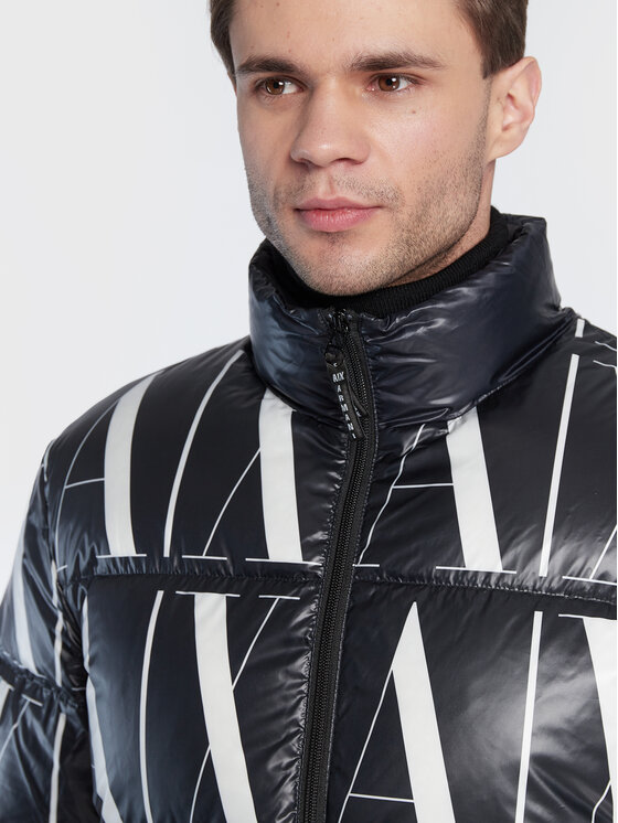 Armani Exchange Armani Exchange Pūkinė striukė 8NZBP8 ZNULZ 22AR Juoda Regular Fit