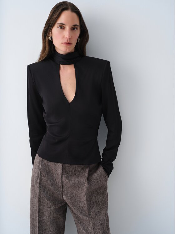 La Mania La Mania Bluzka ELUNE Czarny Basic Fit