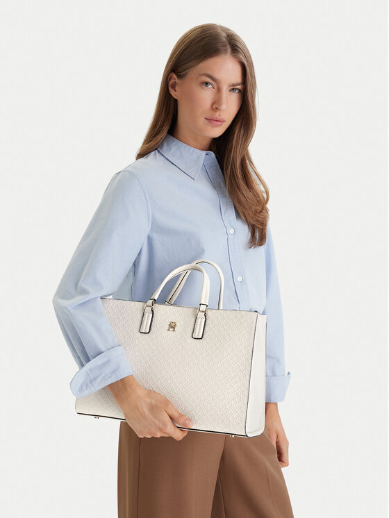 Tommy Hilfiger Geantă Th Daily Satchel Mono AW0AW18418 Crem