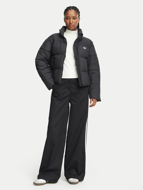 adidas adidas Zimska jakna Short Padded Jacket KT4241 Črna Regular Fit
