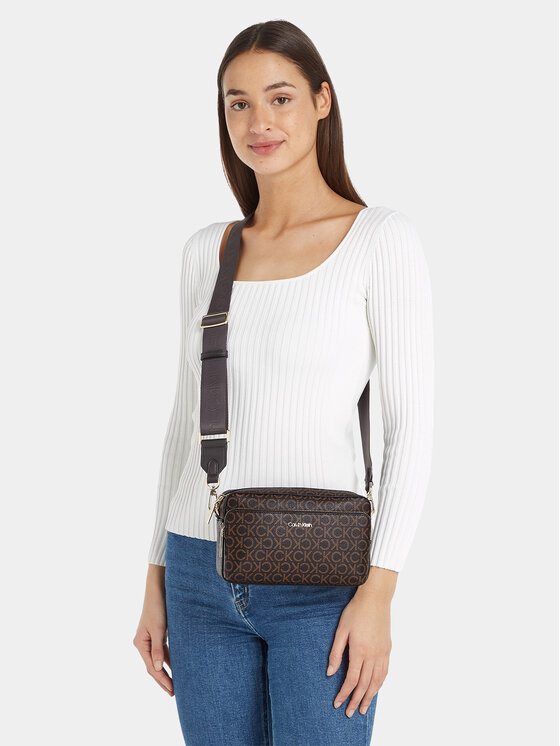 Calvin Klein Calvin Klein Дамска чанта Ck Must Camera Bag W/Pckt-Mono K60K611284 Кафяв