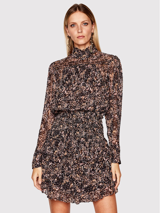 iro kasra dress