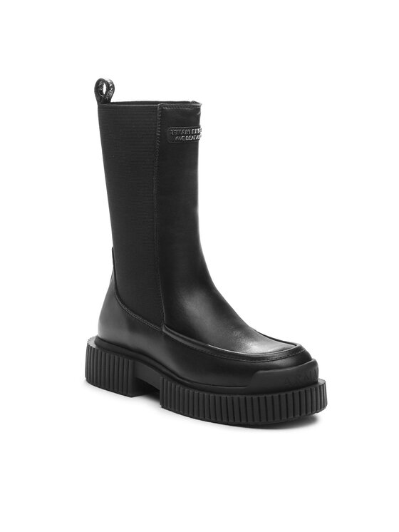 Armani Exchange Armani Exchange Škornji Anfibi XDN027 XV747 K001 Črna