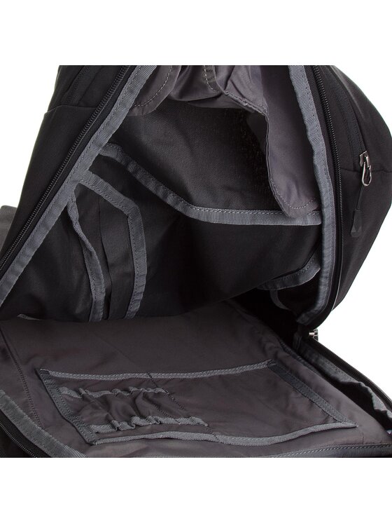 Helly Hansen Helly Hansen Nahrbtnik Loke 67188-990 Črna