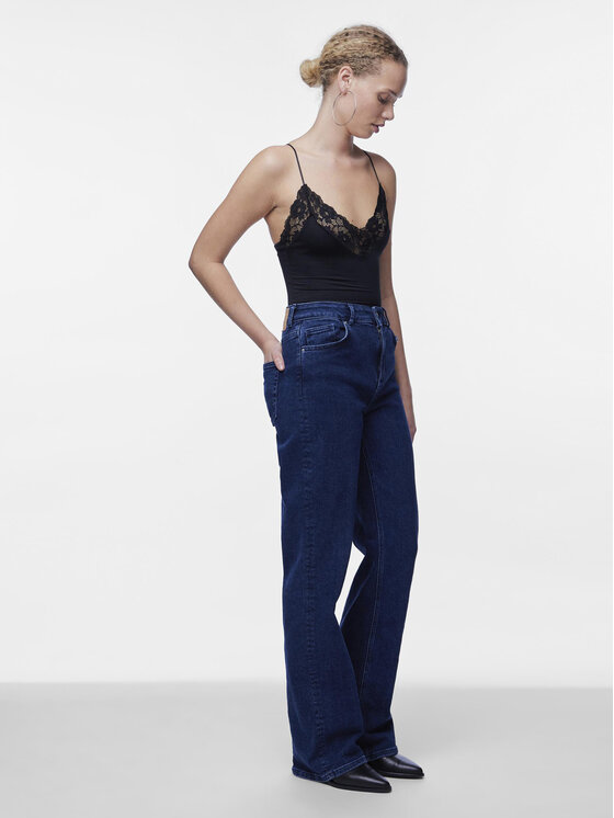 Pieces Pieces Glaustinukė Kornelie 17119977 Juoda Slim Fit