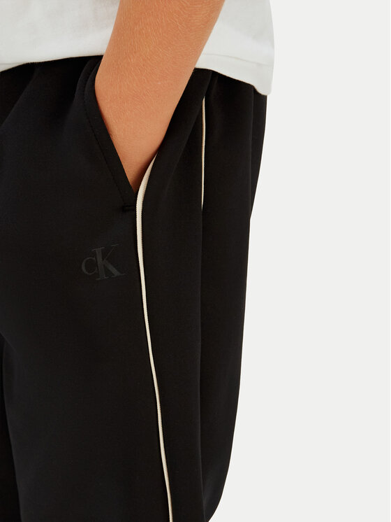 Calvin Klein Jeans Calvin Klein Jeans Спортивні штани Piping IB0IB02606 Чорний Regular Fit