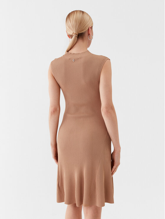 Guess Guess Ежедневна рокля W3YK20 Z2U00 Бежов Slim Fit