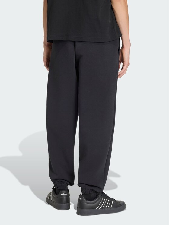 adidas adidas Spodnie materiałowe 168097 Czarny Regular Fit