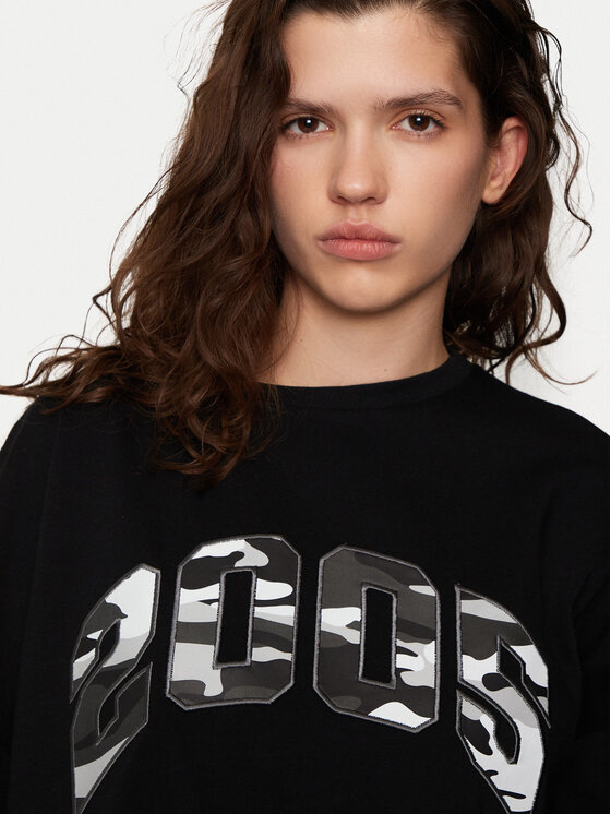 2005 2005 Longsleeve Arc Чорний Regular Fit