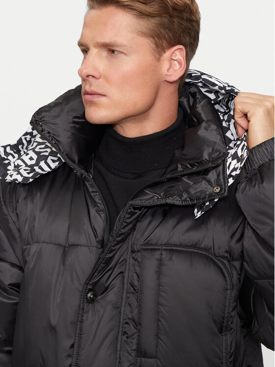 Versace Jeans Couture Versace Jeans Couture Зимно яке 77GAS428 Черен Loose Fit