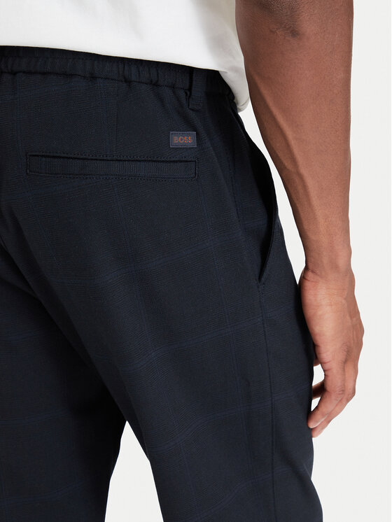 BOSS BOSS Pantaloni chino 50571678 Bleumarin Tapered Fit
